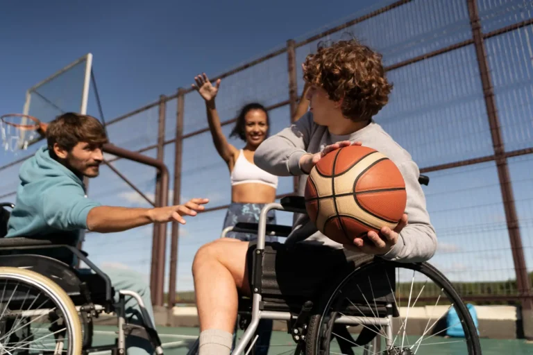 medium-shot-friends-playing-basketball-together